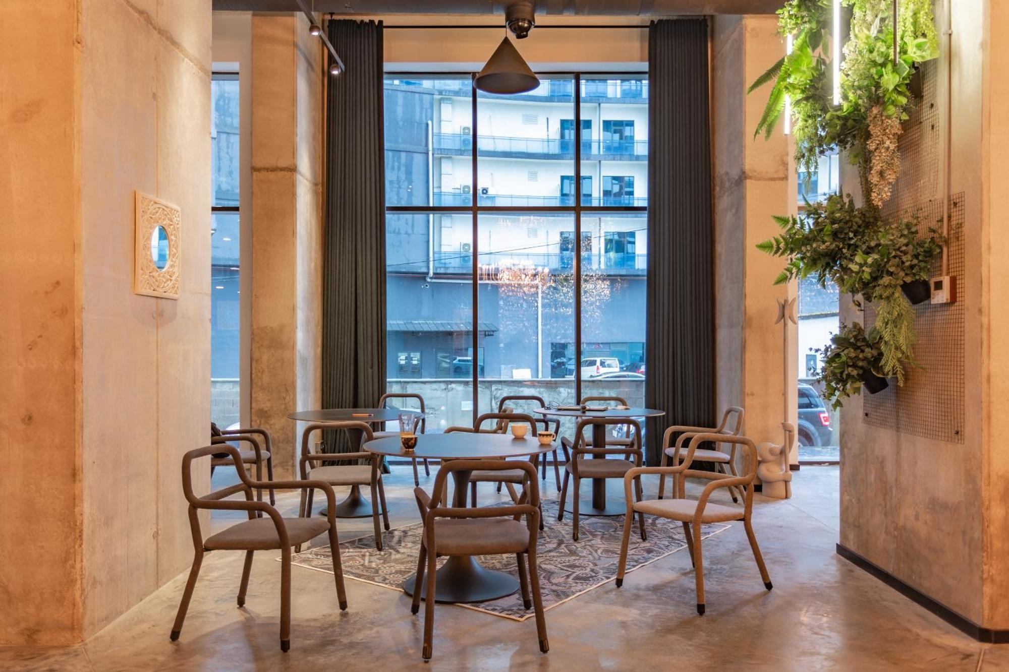 Nova Concierge Aparthotel Batumi Bagian luar foto