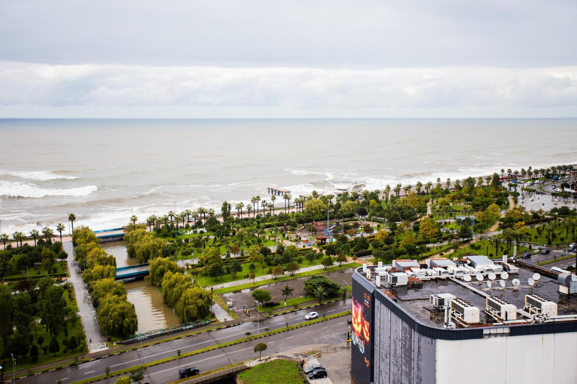 Nova Concierge Aparthotel Batumi Bagian luar foto